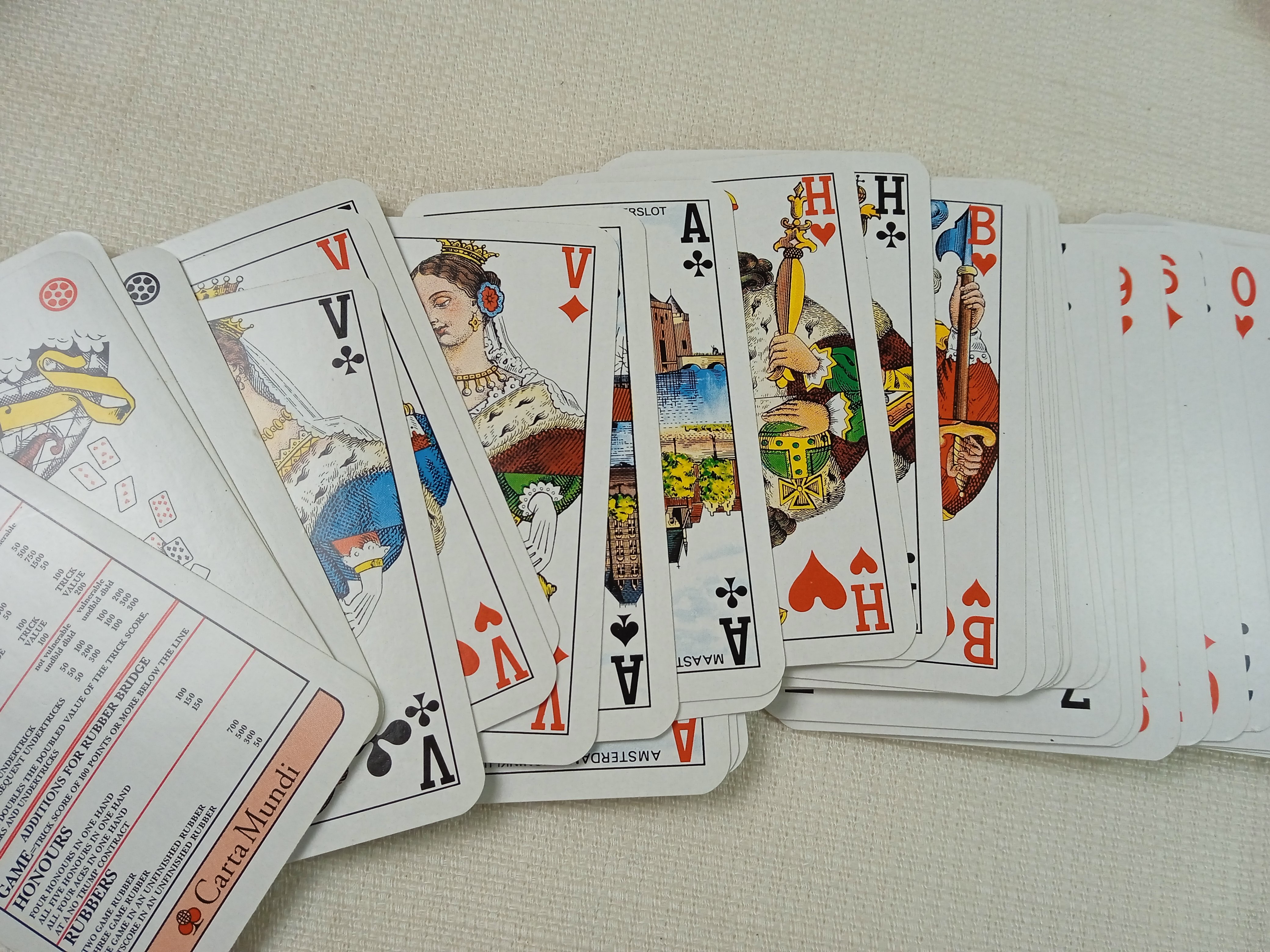 Lot de 3 jeux de cartes : Bridge, Bataille/Belote, Tarot - Bon état - Photo 5